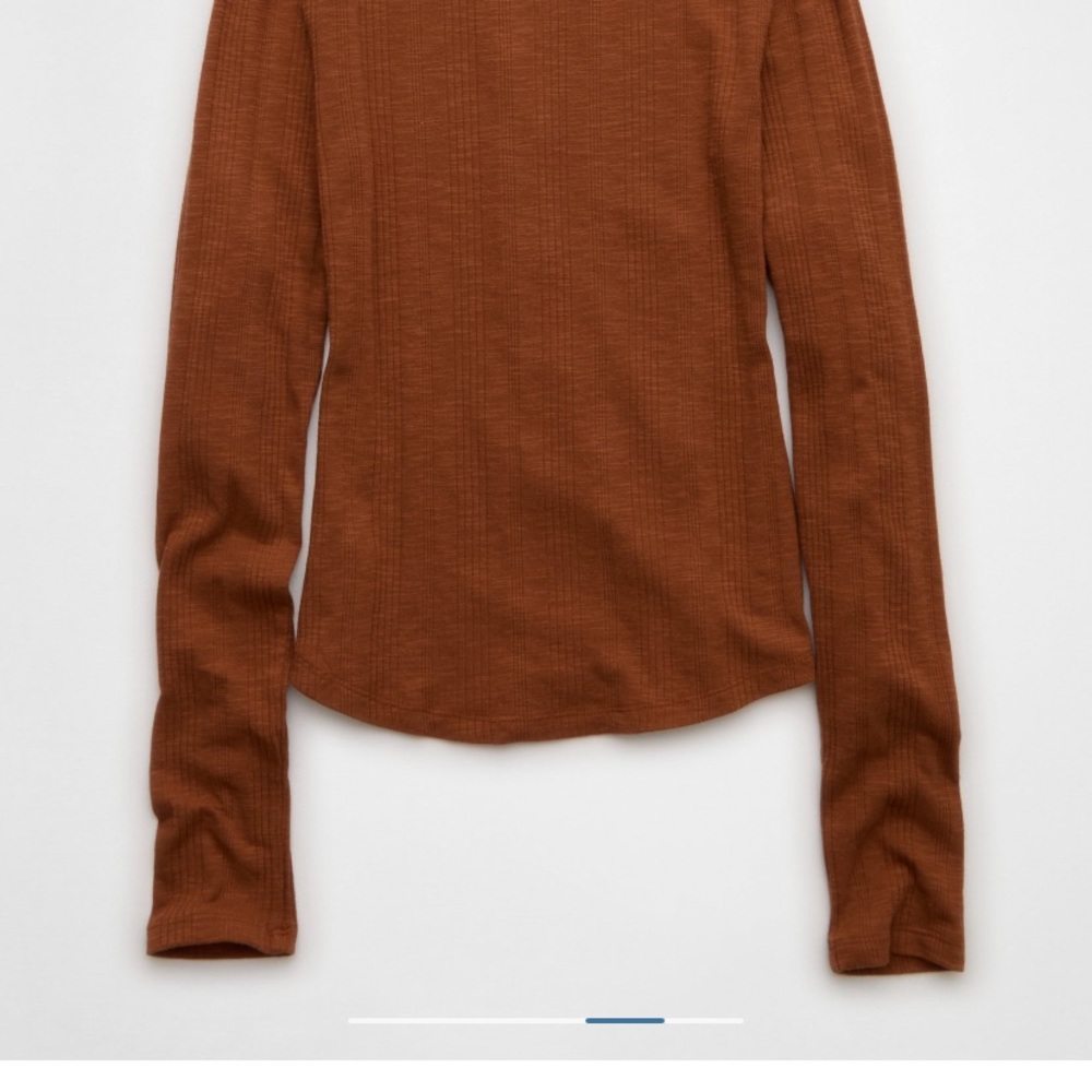 American Eagle Long Sleeve Henley T-Shirt - Picture 2 of 3